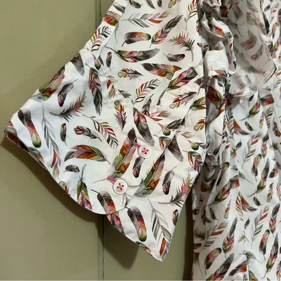 Double R Brand Women's Medium Feather Pleated Sleeve Ruffle Top. Back Button Up - Picture 6 of 11